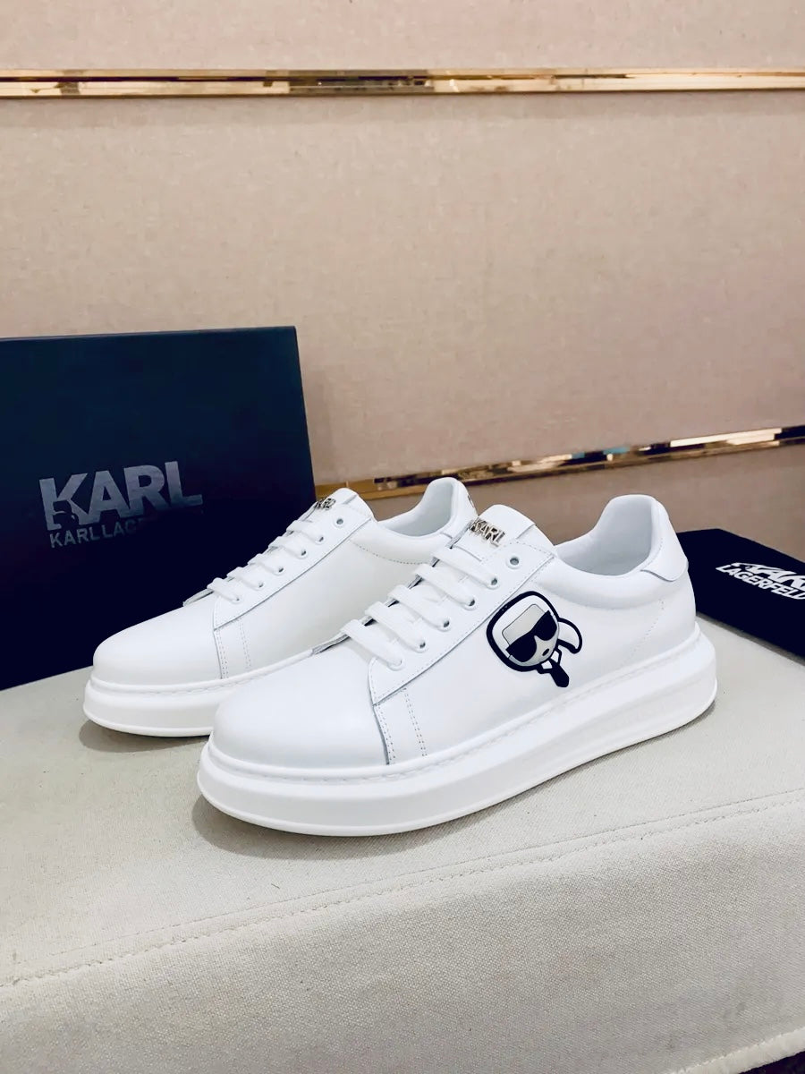 Karl Lagerfeld Classic
