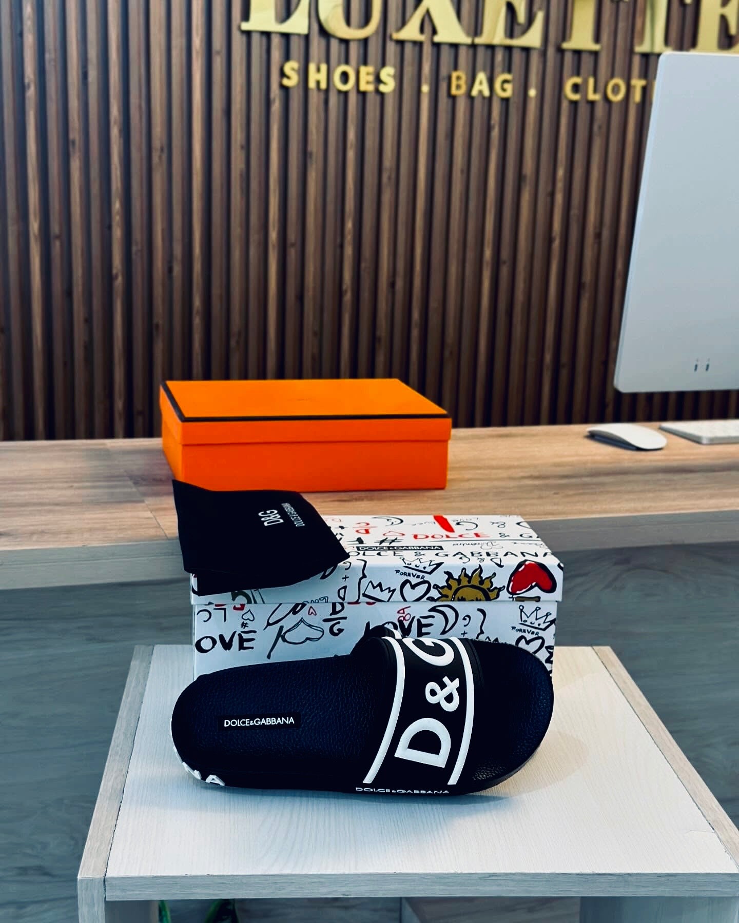 Dolce & Gabbana Slides