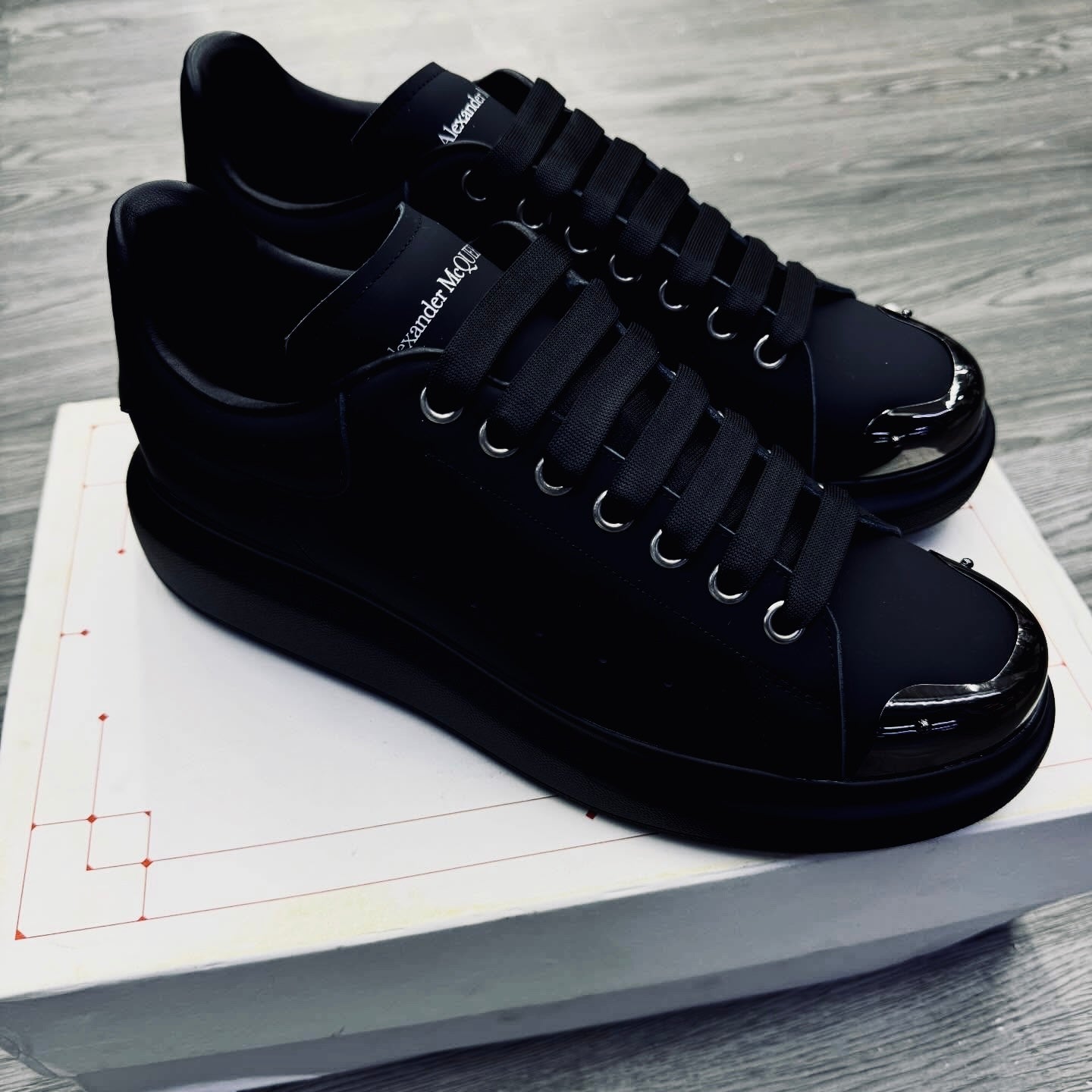Alexander McQueen Classic Swap