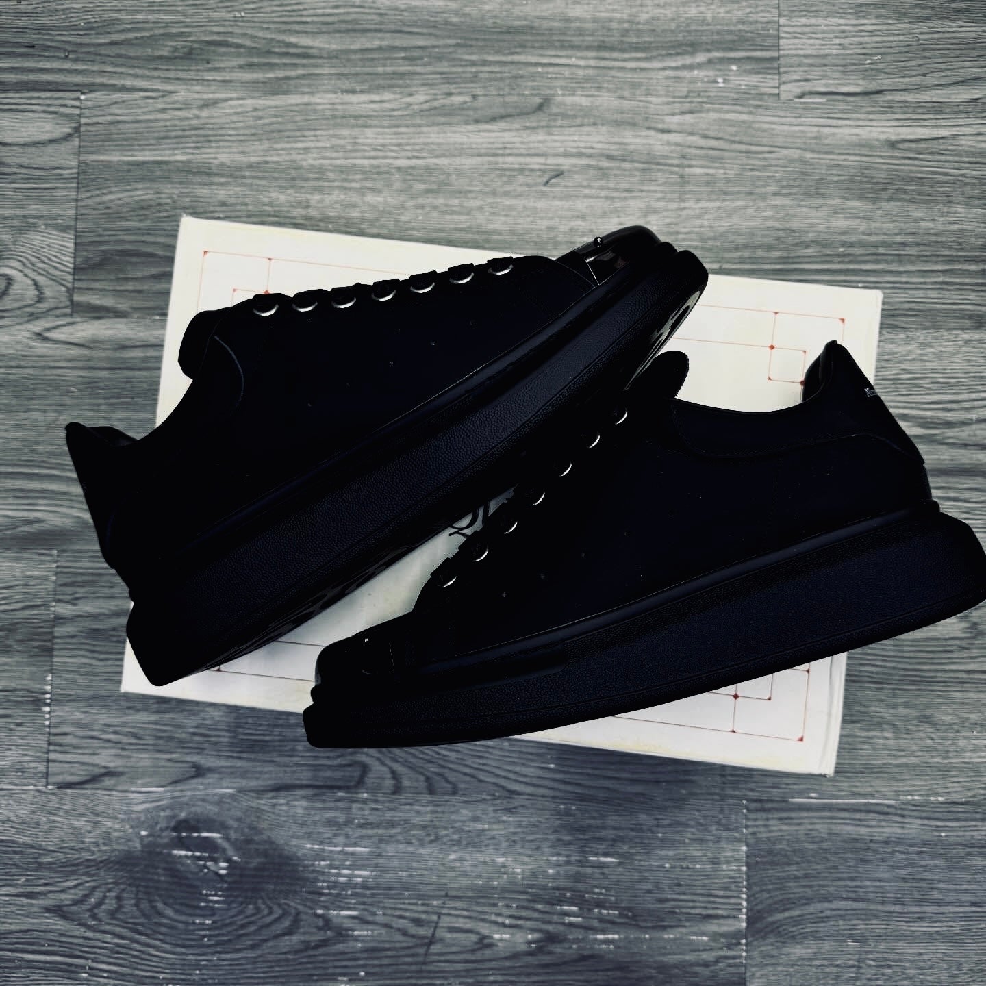 Alexander McQueen Classic Swap