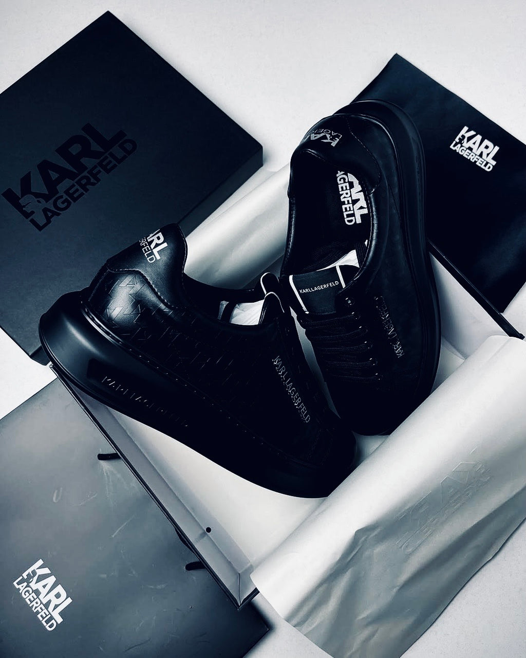 Karl Lagerfeld Emboss