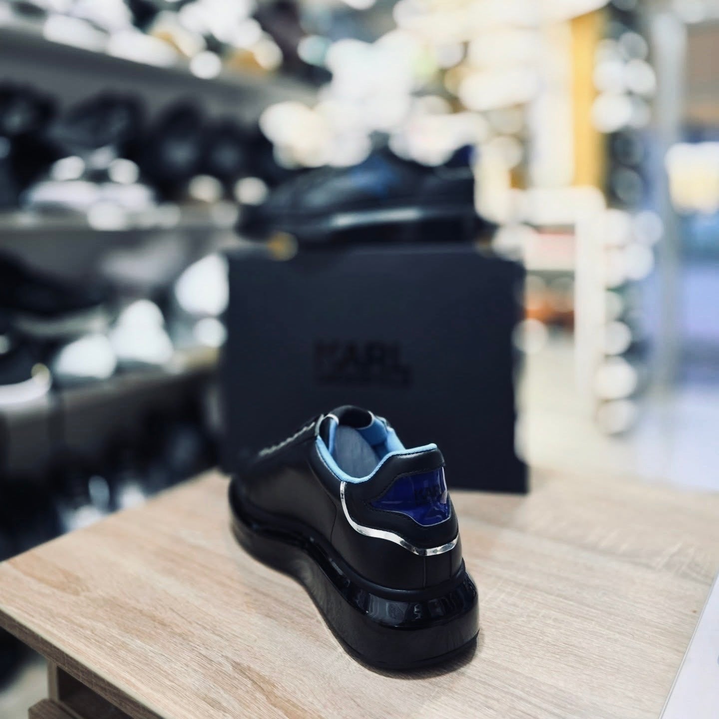Karl Lagerfeld Kapri Maison