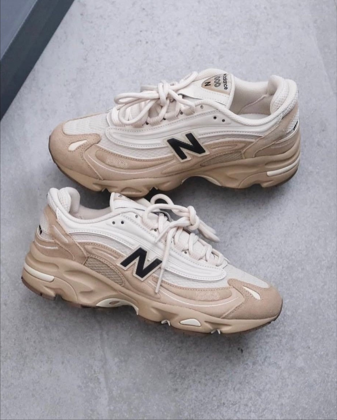 New Balance 1000