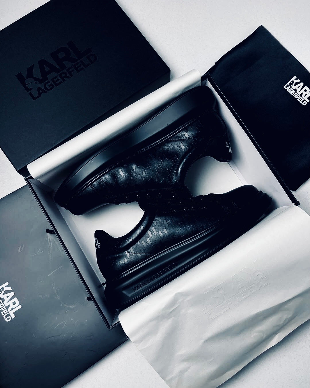 Karl Lagerfeld Emboss