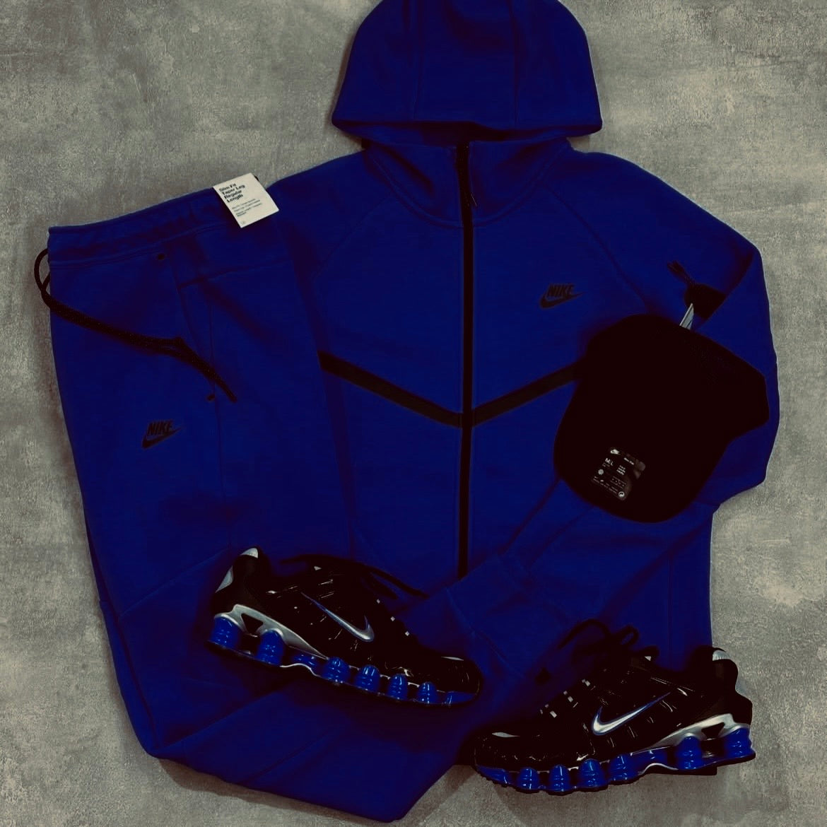 Nike Tracksuit + Sneaker + Cap Set