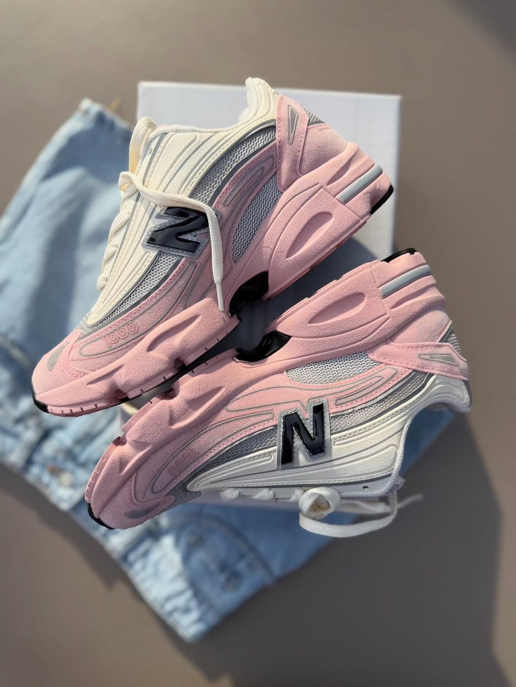 New Balance 1000