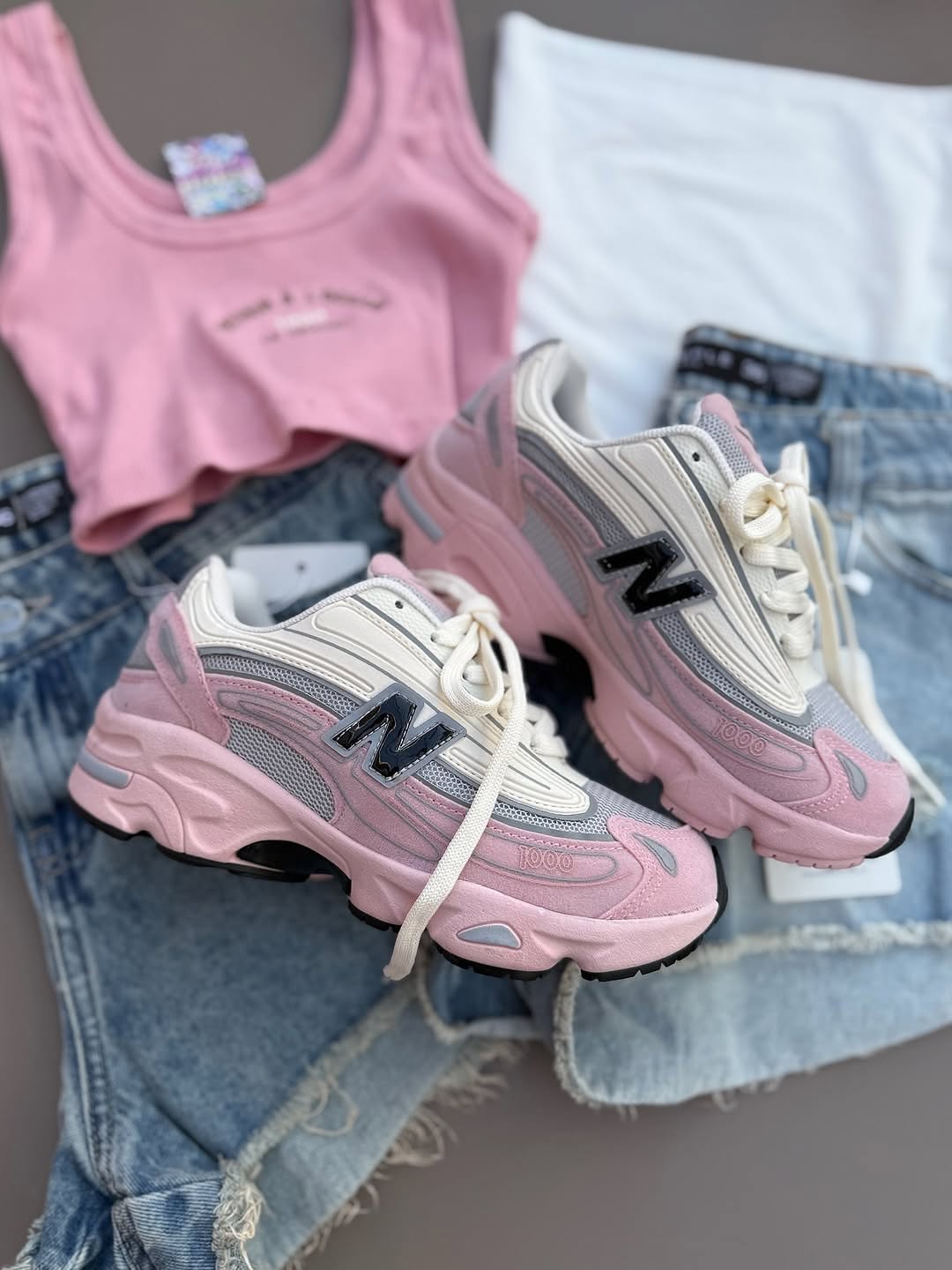 New Balance 1000