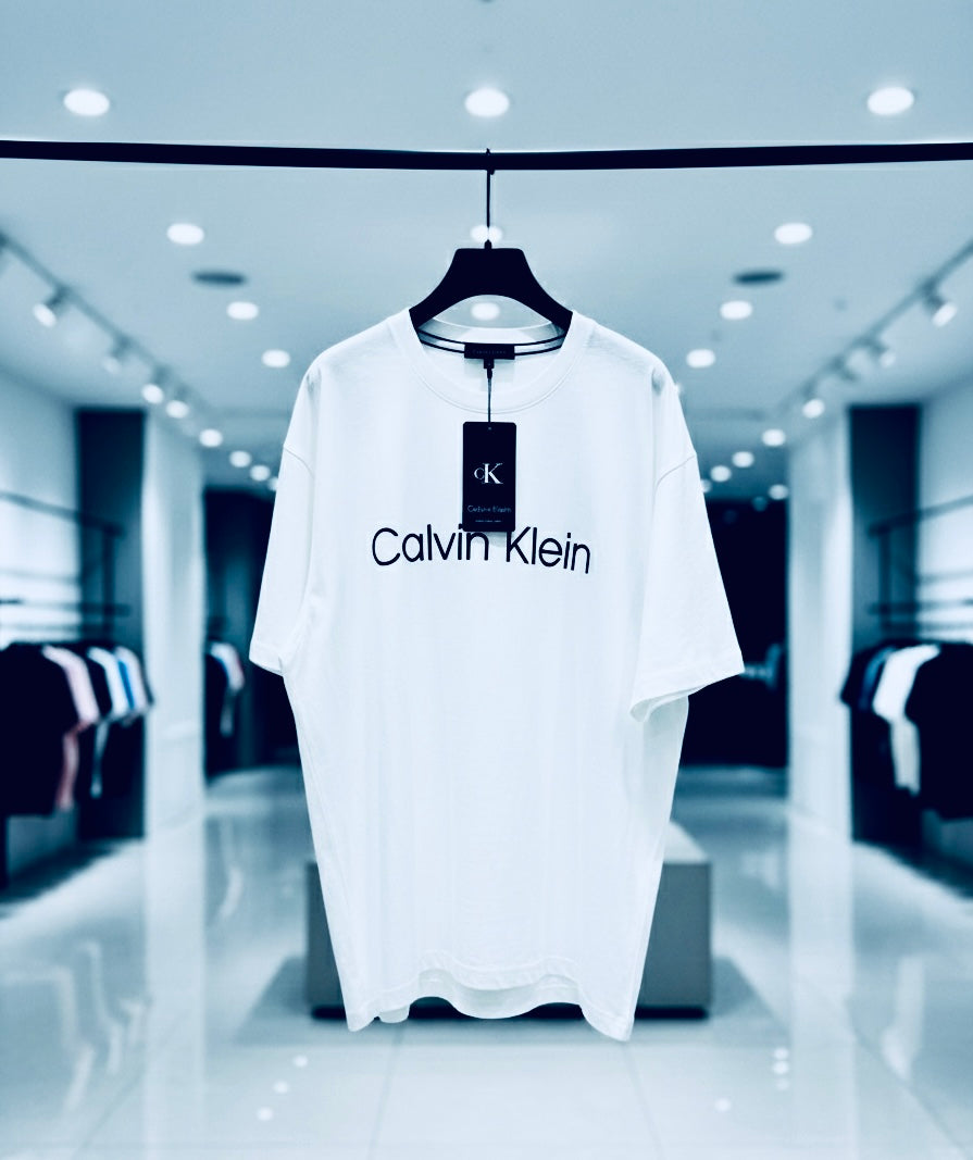 Calvin Klein T-shirt