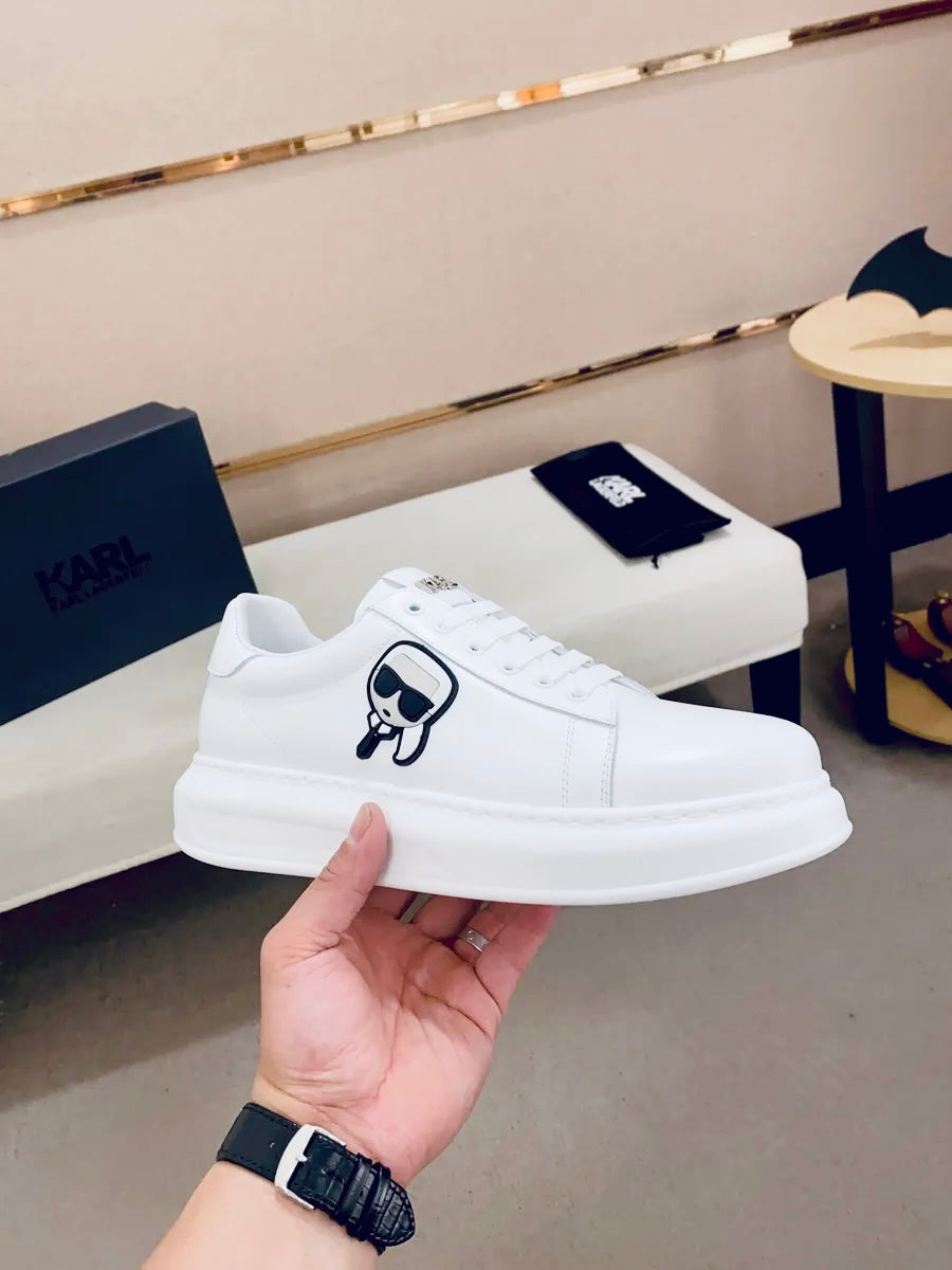 Karl Lagerfeld Classic