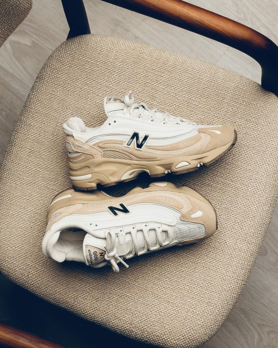 New Balance 1000